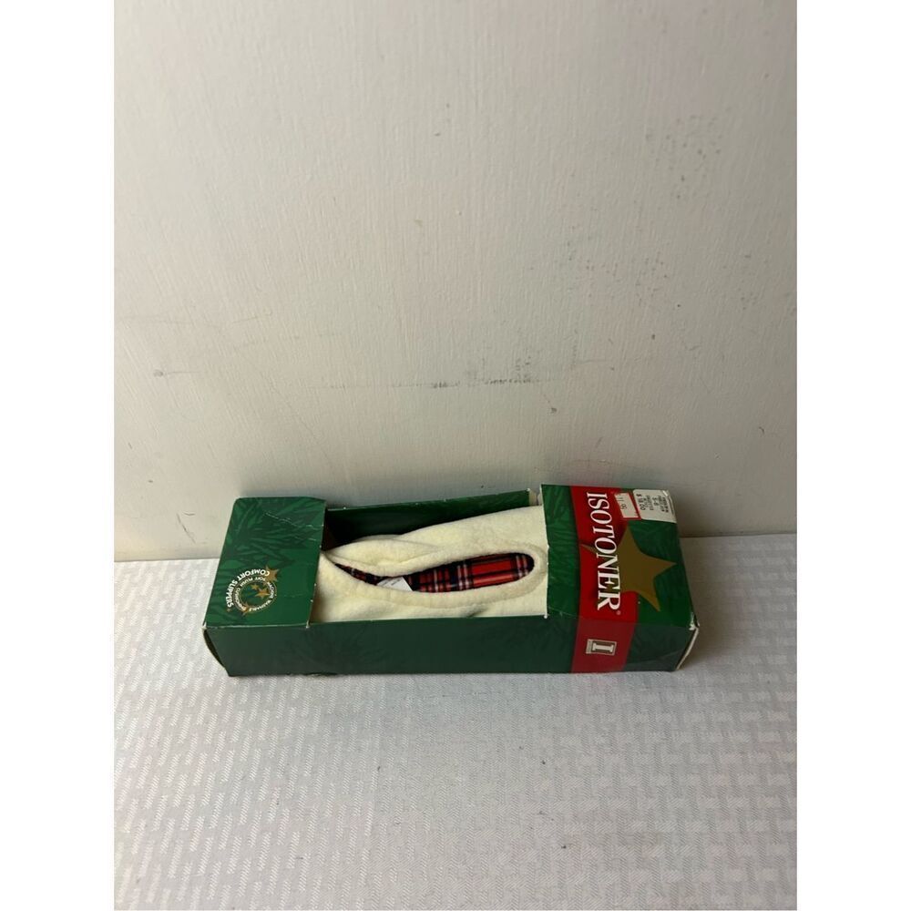 Isotoner‎ slippers 5-6 womens USA cream new original box